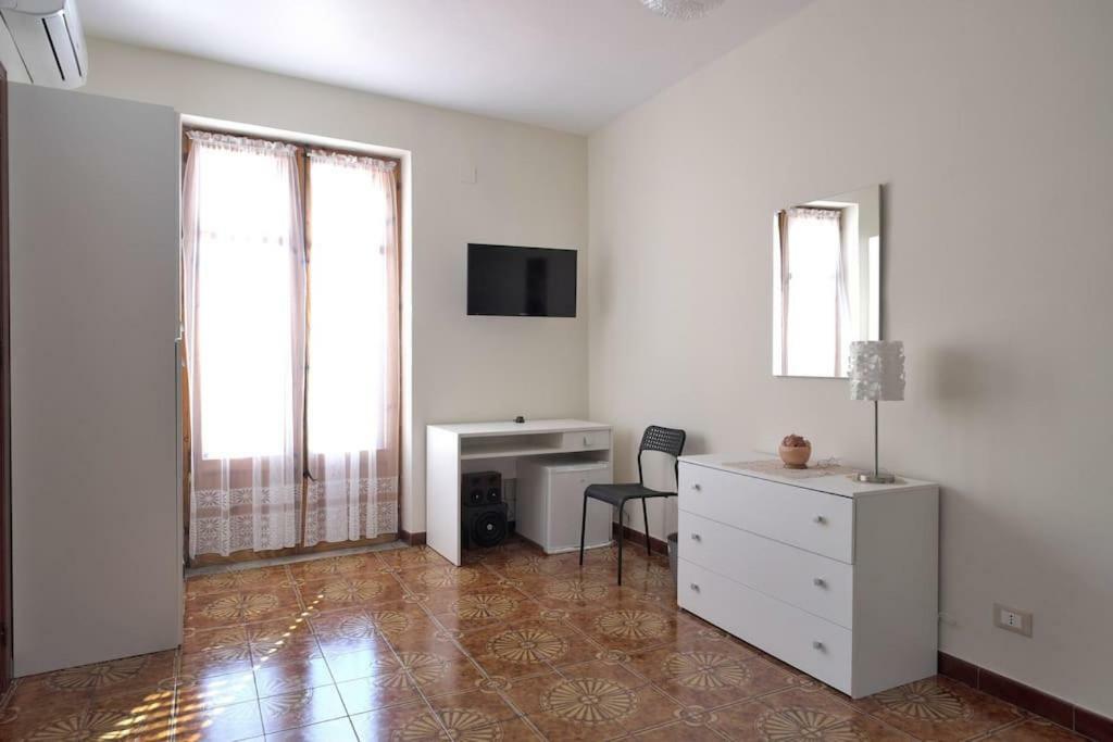 Hotel La Tana Del Lupo San Giovanni Gemini Esterno foto